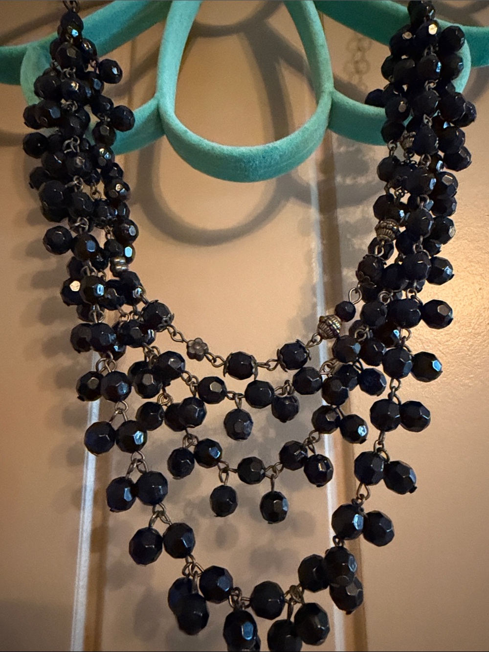 Plunder necklace and 1 bracelet bundle